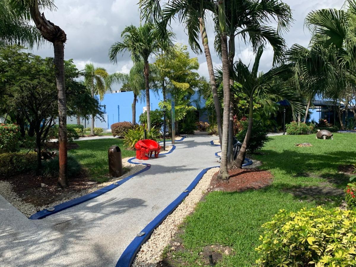Rodeway Inn & Suites Fort Lauderdale Airport & Cruise Port Дания-Бич Экстерьер фото