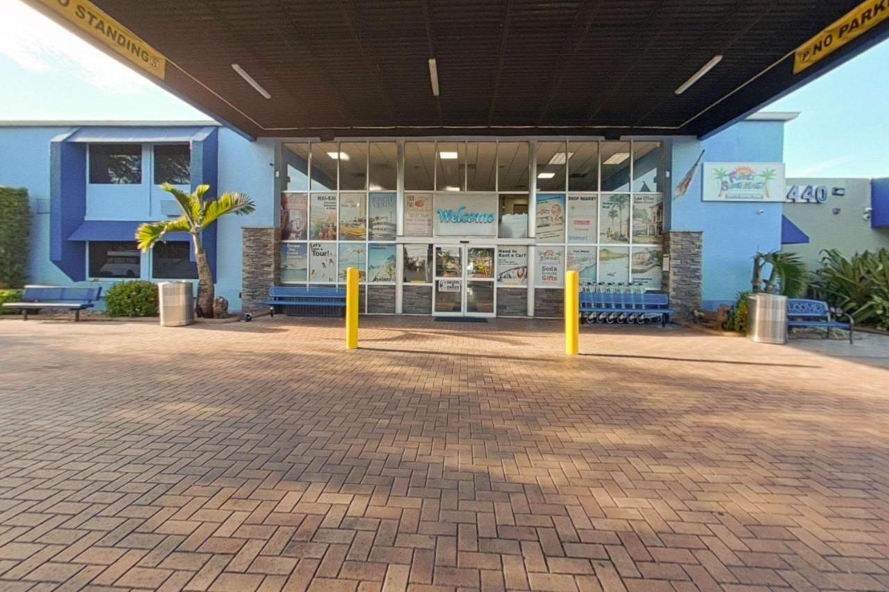 Rodeway Inn & Suites Fort Lauderdale Airport & Cruise Port Дания-Бич Экстерьер фото