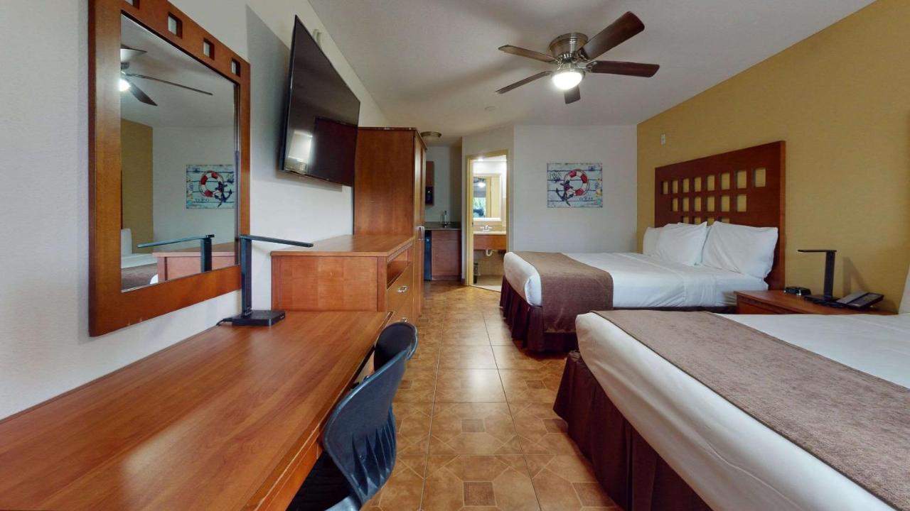 Rodeway Inn & Suites Fort Lauderdale Airport & Cruise Port Дания-Бич Экстерьер фото
