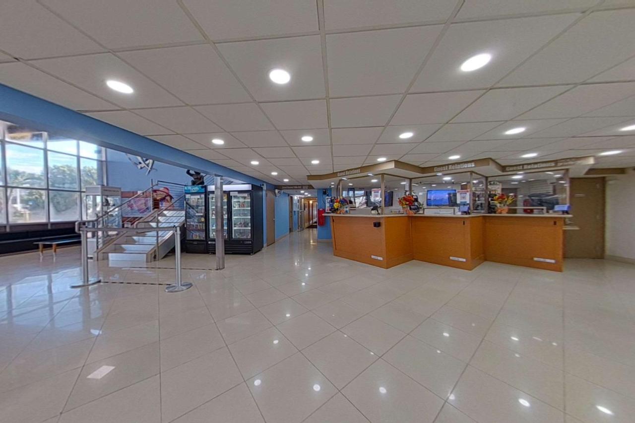 Rodeway Inn & Suites Fort Lauderdale Airport & Cruise Port Дания-Бич Экстерьер фото