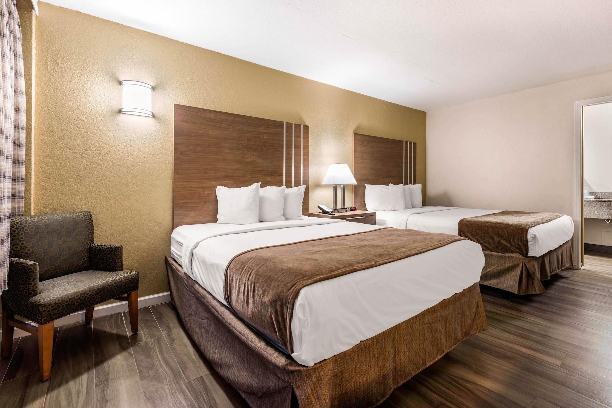 Rodeway Inn & Suites Fort Lauderdale Airport & Cruise Port Дания-Бич Экстерьер фото