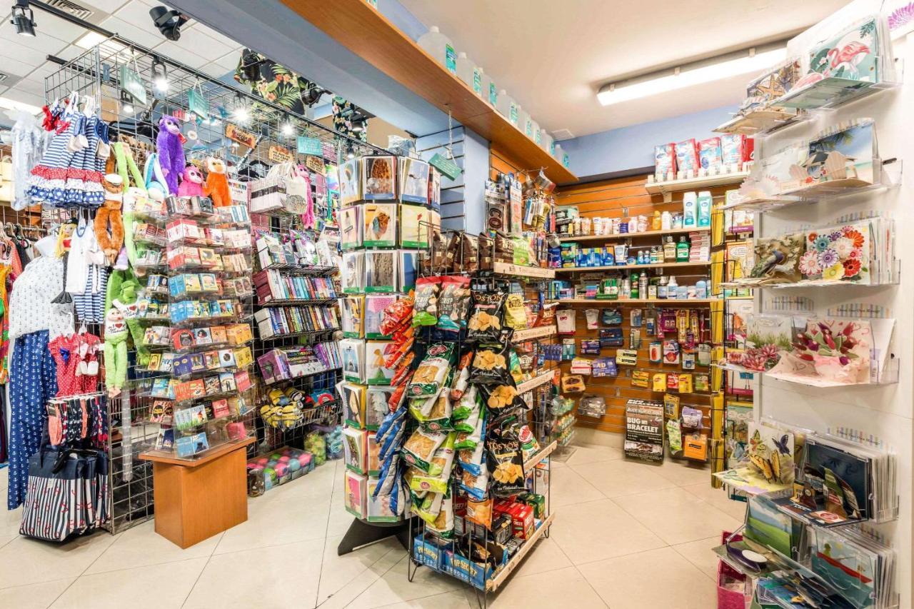 Rodeway Inn & Suites Fort Lauderdale Airport & Cruise Port Дания-Бич Экстерьер фото