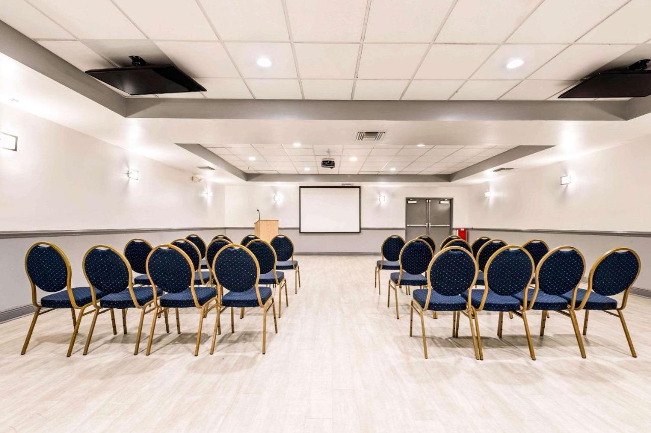 Rodeway Inn & Suites Fort Lauderdale Airport & Cruise Port Дания-Бич Экстерьер фото