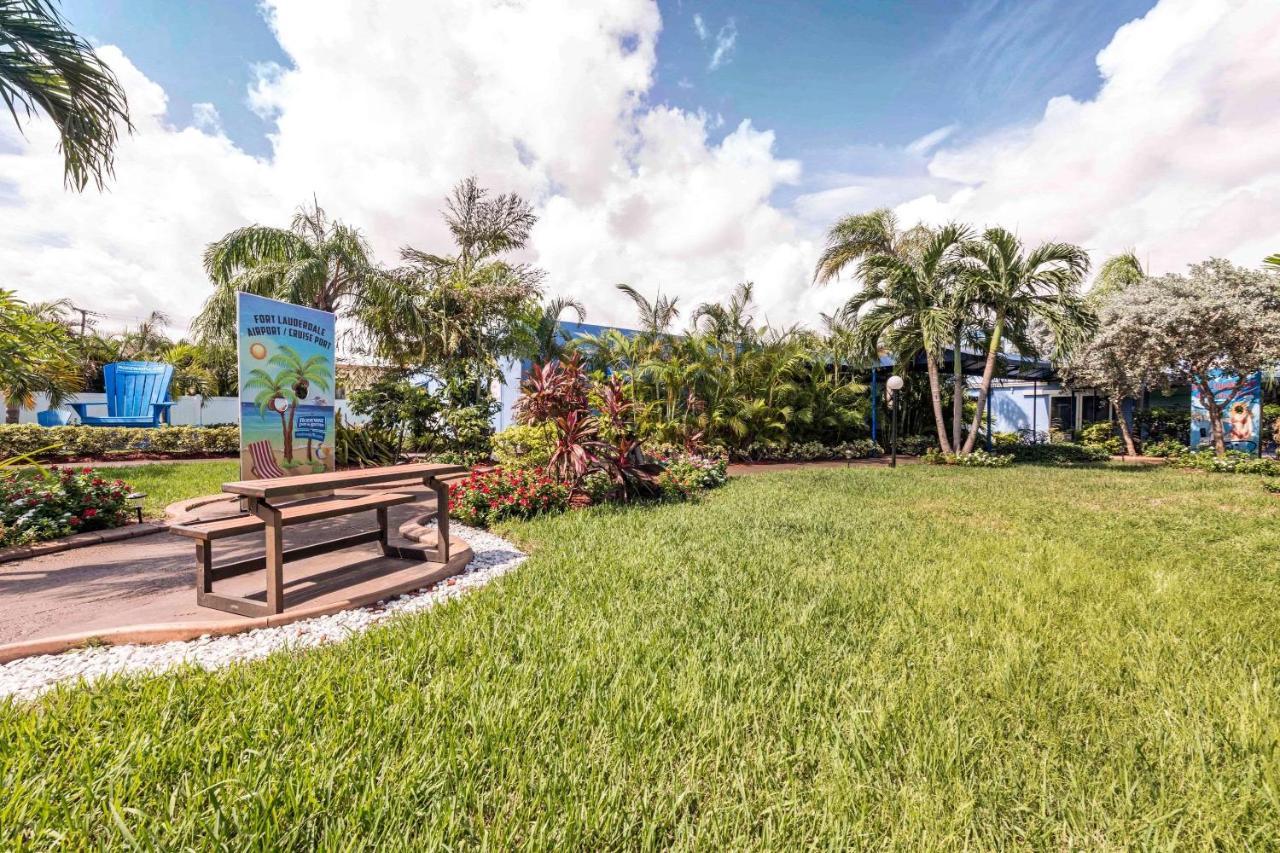 Rodeway Inn & Suites Fort Lauderdale Airport & Cruise Port Дания-Бич Экстерьер фото